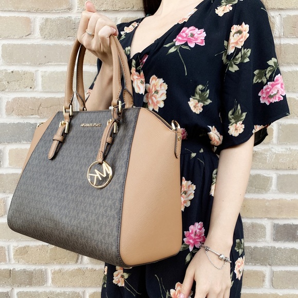 Michael Kors Large Brown Signature MK Satchel - Picture 4 of 5